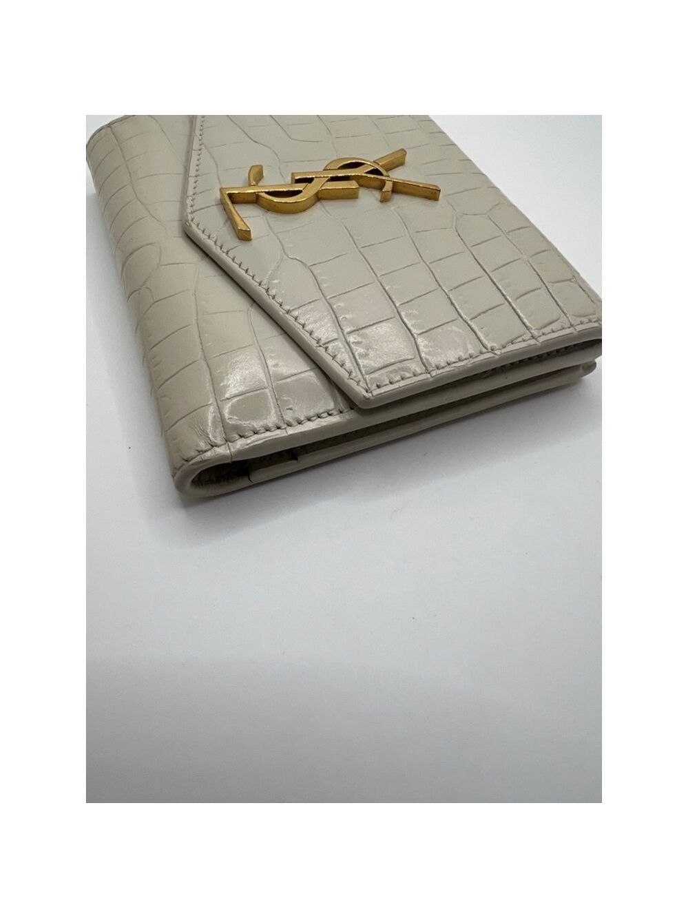 Excellent Condition Saint Laurent Wallet Beige Croc-Embossed Leather - Picture 8 of 9